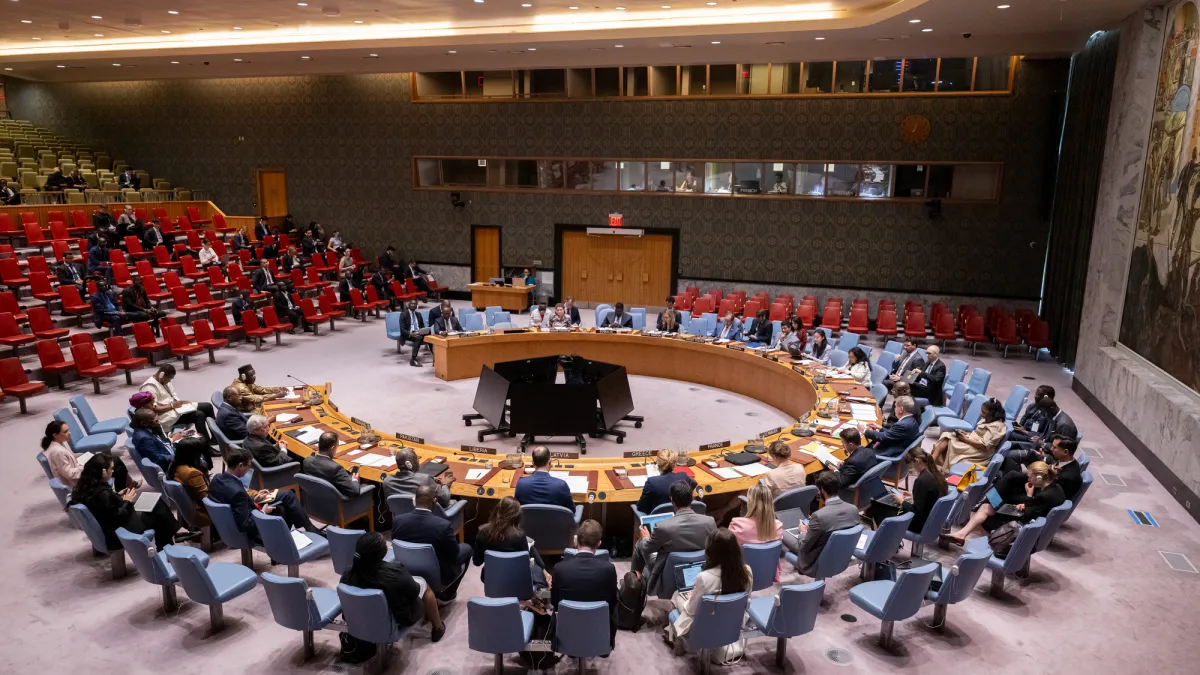 A wide view of the Security Council meeting on peace consolidation in West Africa.