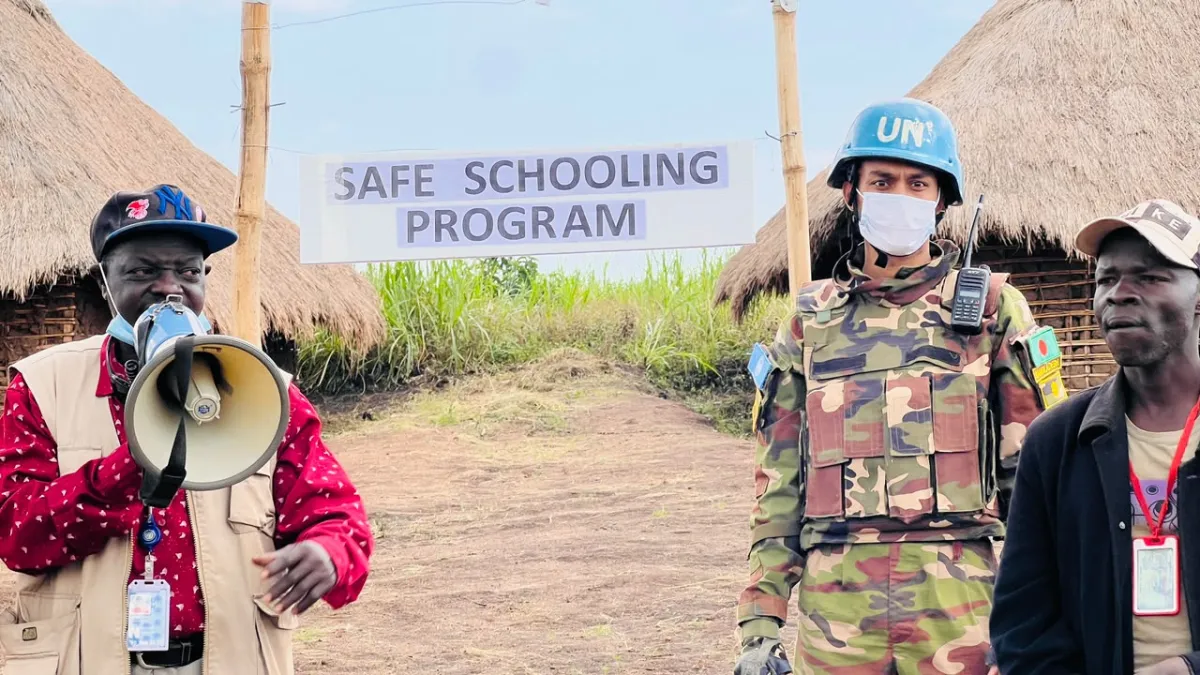 Every day, joint patrols are conducted with the FARDC around schools and in areas most exposed to armed attacks.