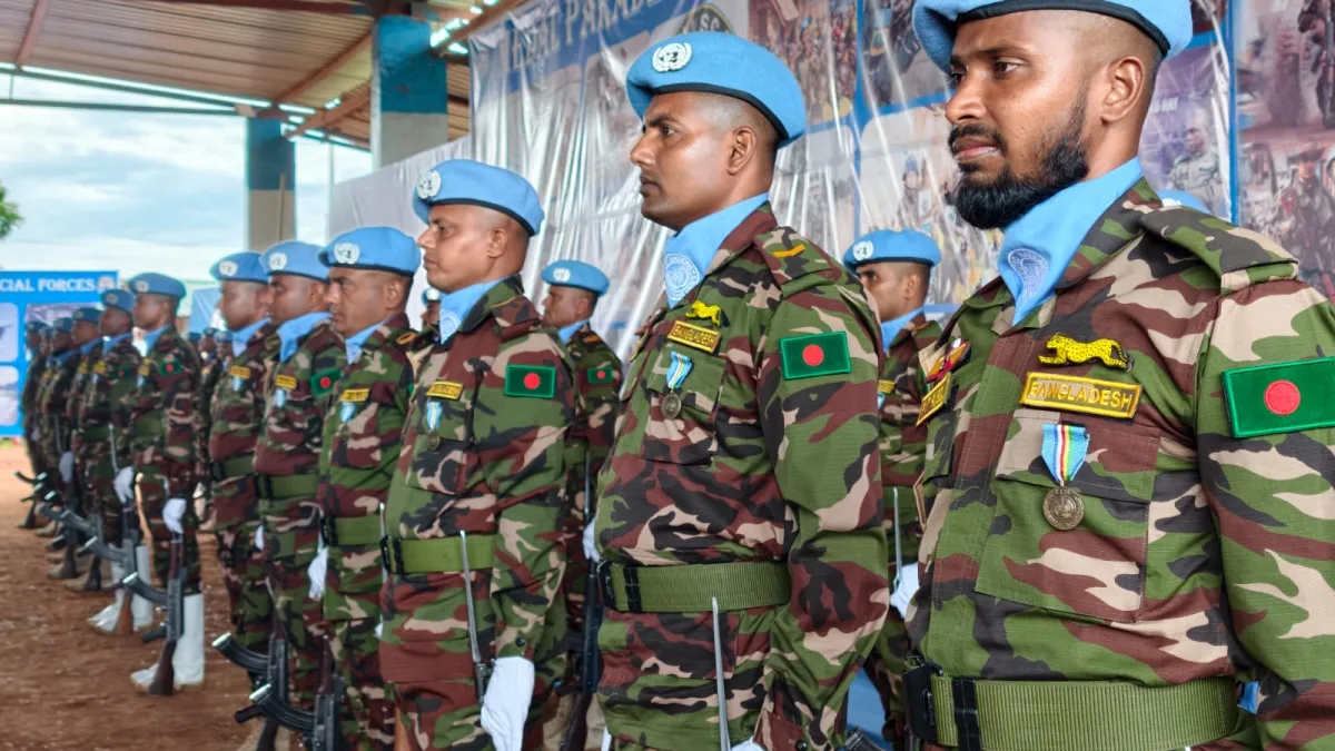 La 10e compagnie des forces spéciales bangladaises de la MINUSCA décorée pour sa contribution à la paix
