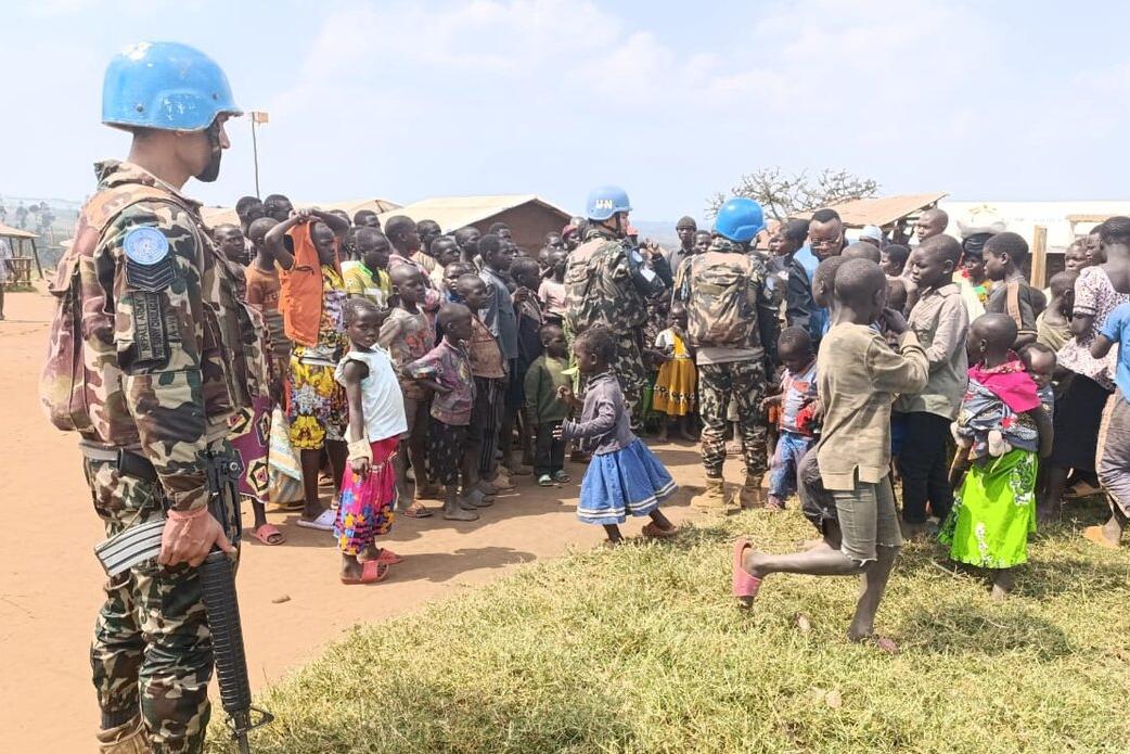 Les Casques bleus de la MONUSCO ont évacué les blessés vers l’hôpital de Fataki pour y recevoir des soins, tandis que d’autres ont été pris en charge sur place par l’équipe médicale de la Mission.