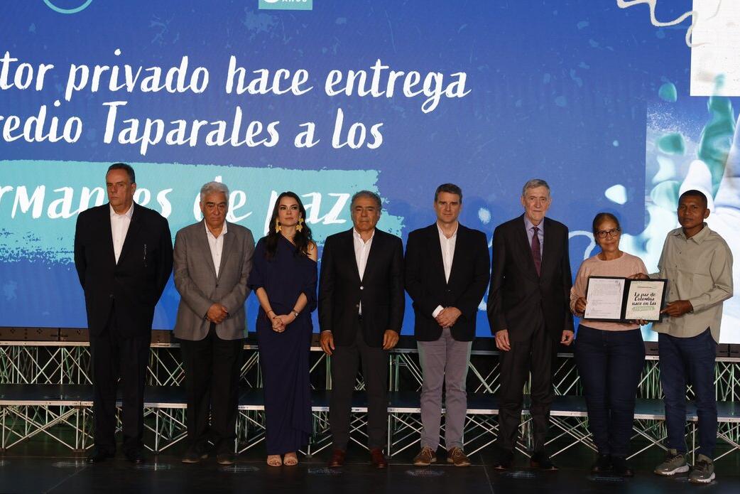 Taparales: apuesta del sector privado para la paz