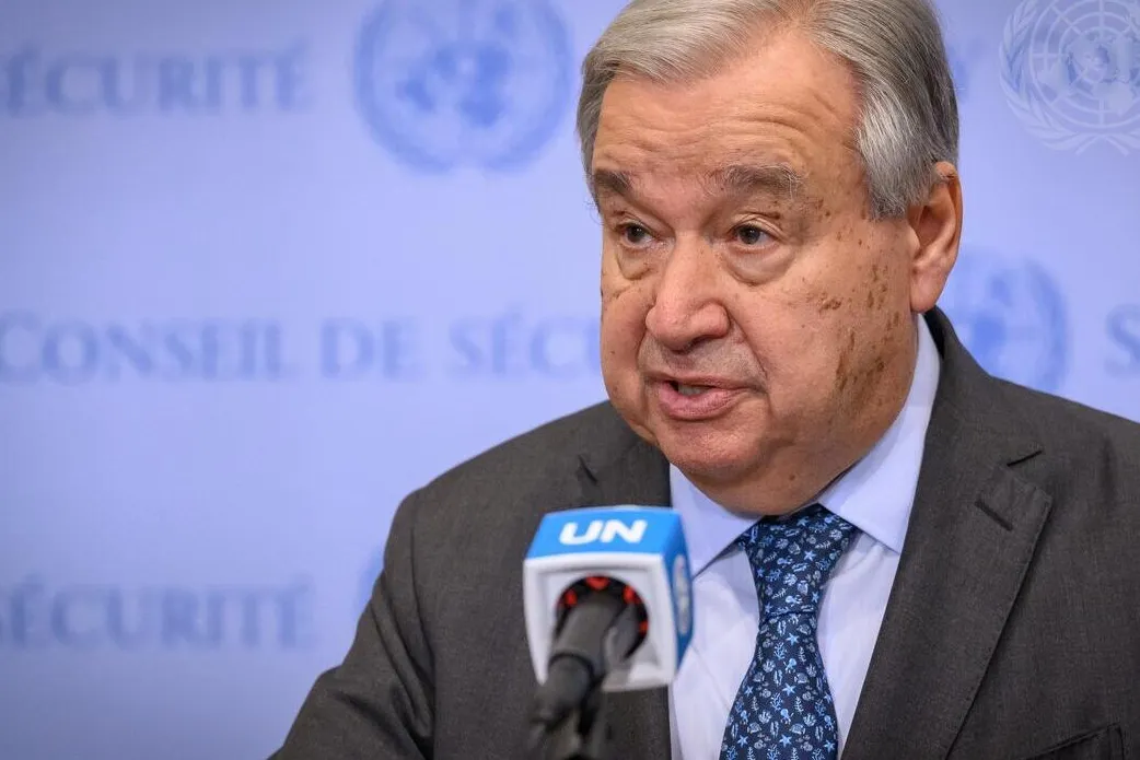A photo of the Secretary-General.