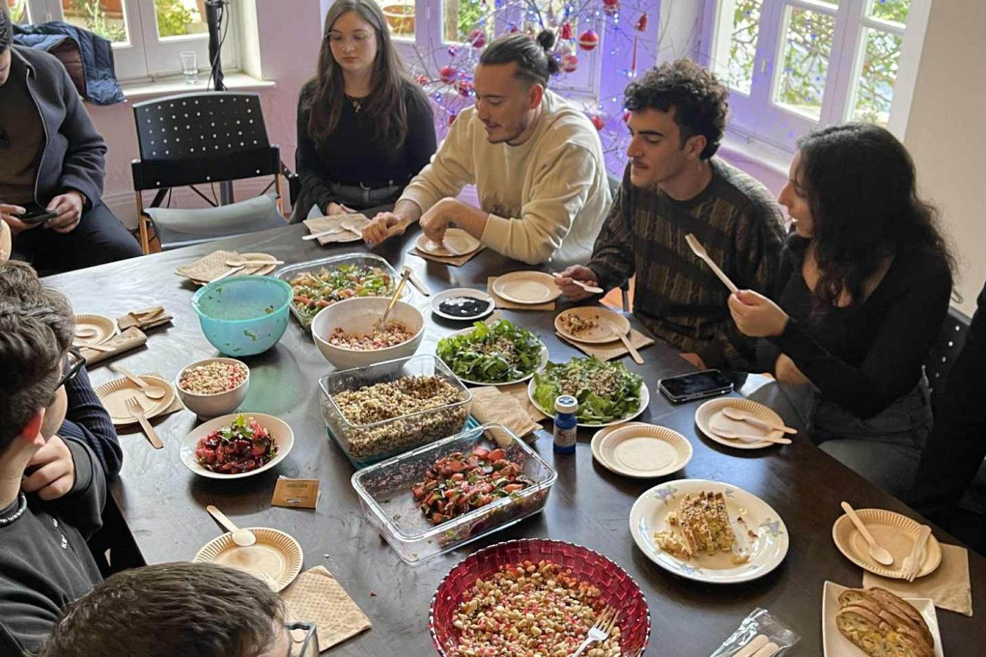 table of unity