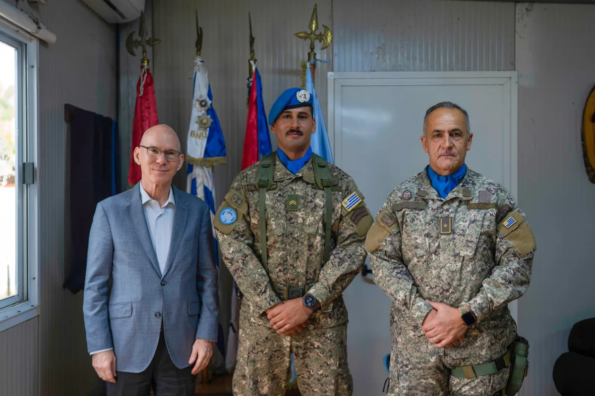 Mr. Swan made a particular point of congratulating Sergeant Matias Reyes, currently deployed with MONUSCO, who was one of the two recipients of the prestigious Mbaye Diagne Medal, awarded on 5 June at United Nations Headquarters in New York.