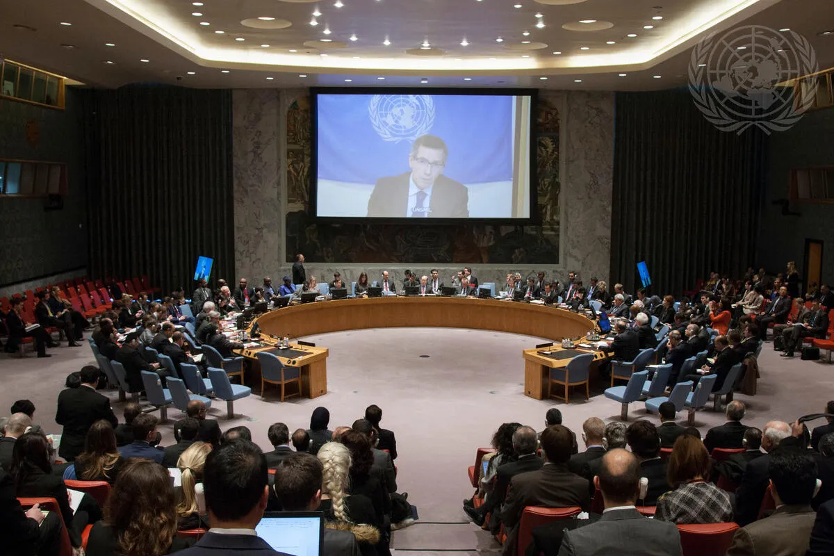 A wide view of the Security Council Chamber as Bernardino Léon (shown on screen), Special Representative of the Secretary-General and Head of the UN Support Mission in Libya (UNSMIL), briefs the Council via video conference on the situation in that country.