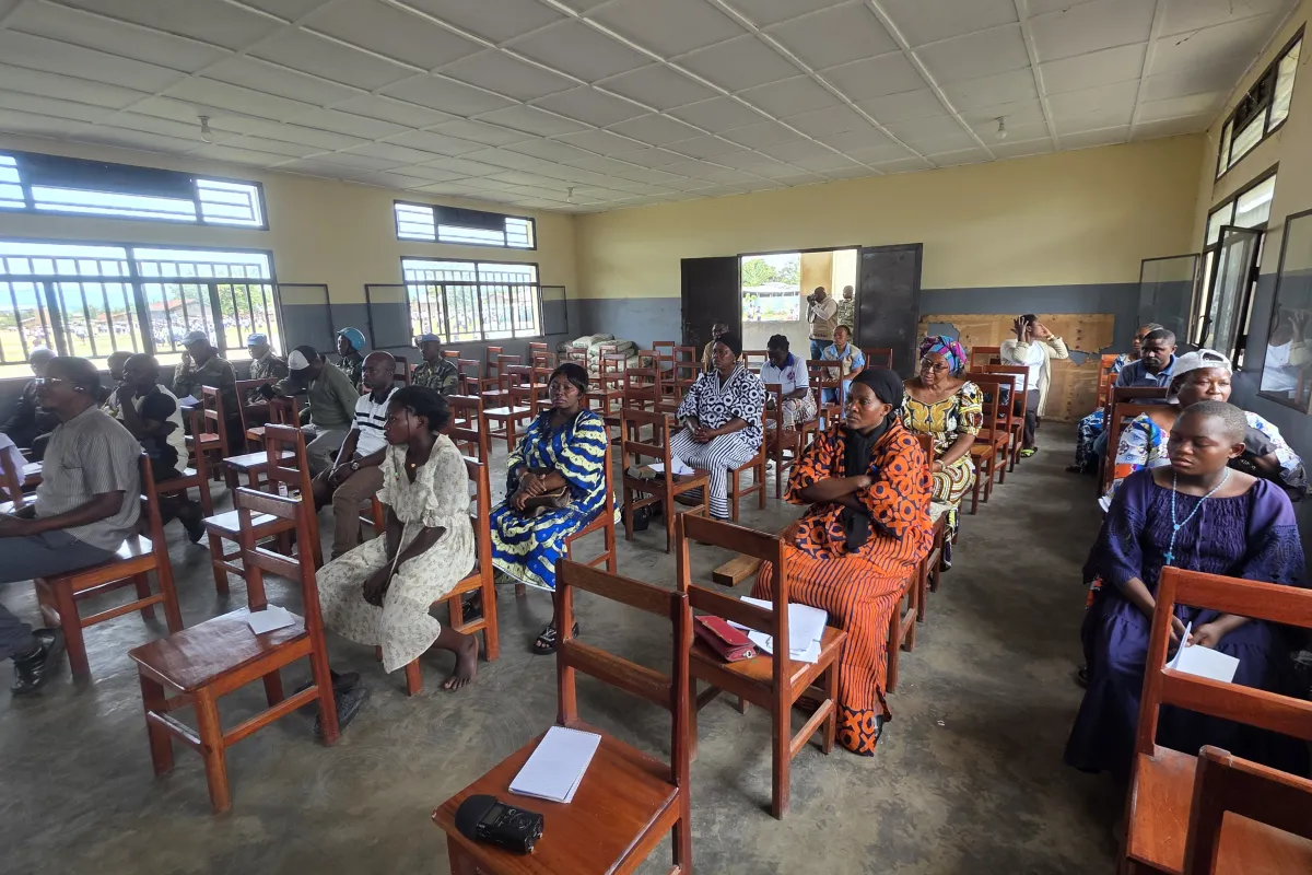 Displaced women from Bulongo