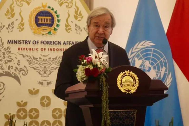 UN Secretary-General António Guterres delivers remarks at the Indonesian Ministry of Foreign Affairs in Jakarta.