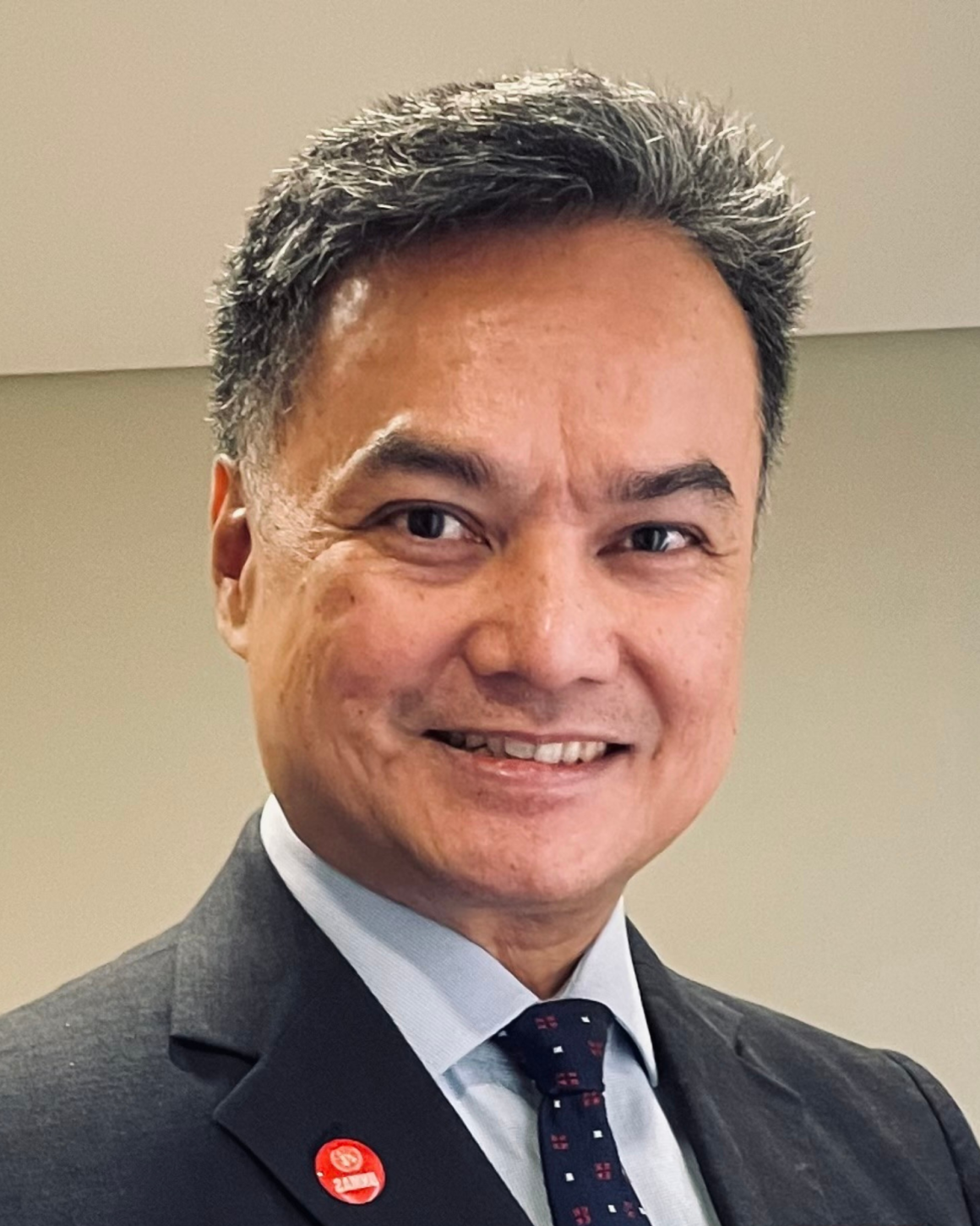 a headshot of a man